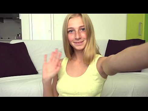 ❤️ Aspertuta nagoenean alferrak masturbatzen dut nire pussy arrosa ☑ Pornografia gugan ❤